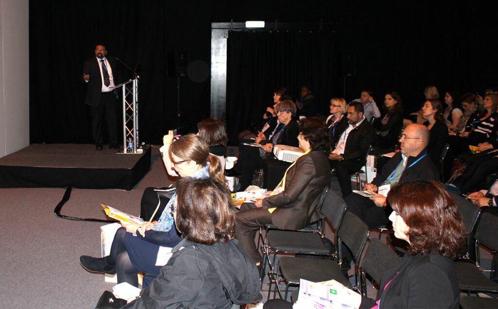 In_Cosmetics_April_2016-01